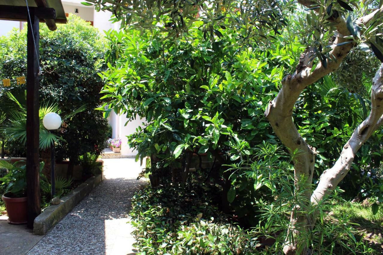 Raggio Di Sole Bed & Breakfast Macari Exterior foto